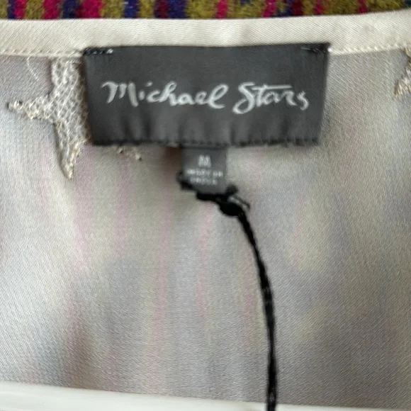 Woman’s blouse - Picture 5 of 7